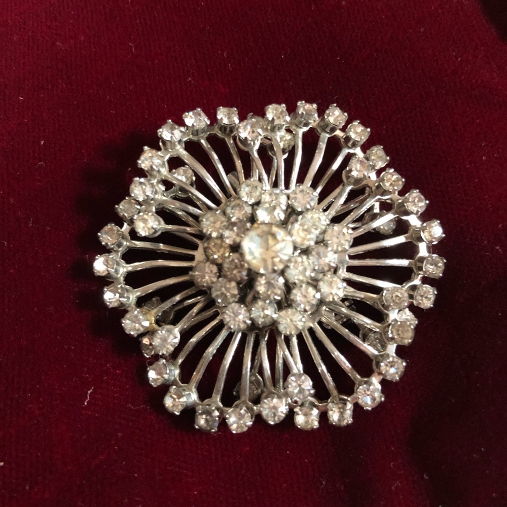2 Rhinestone Brooches - Picture 3 of 5